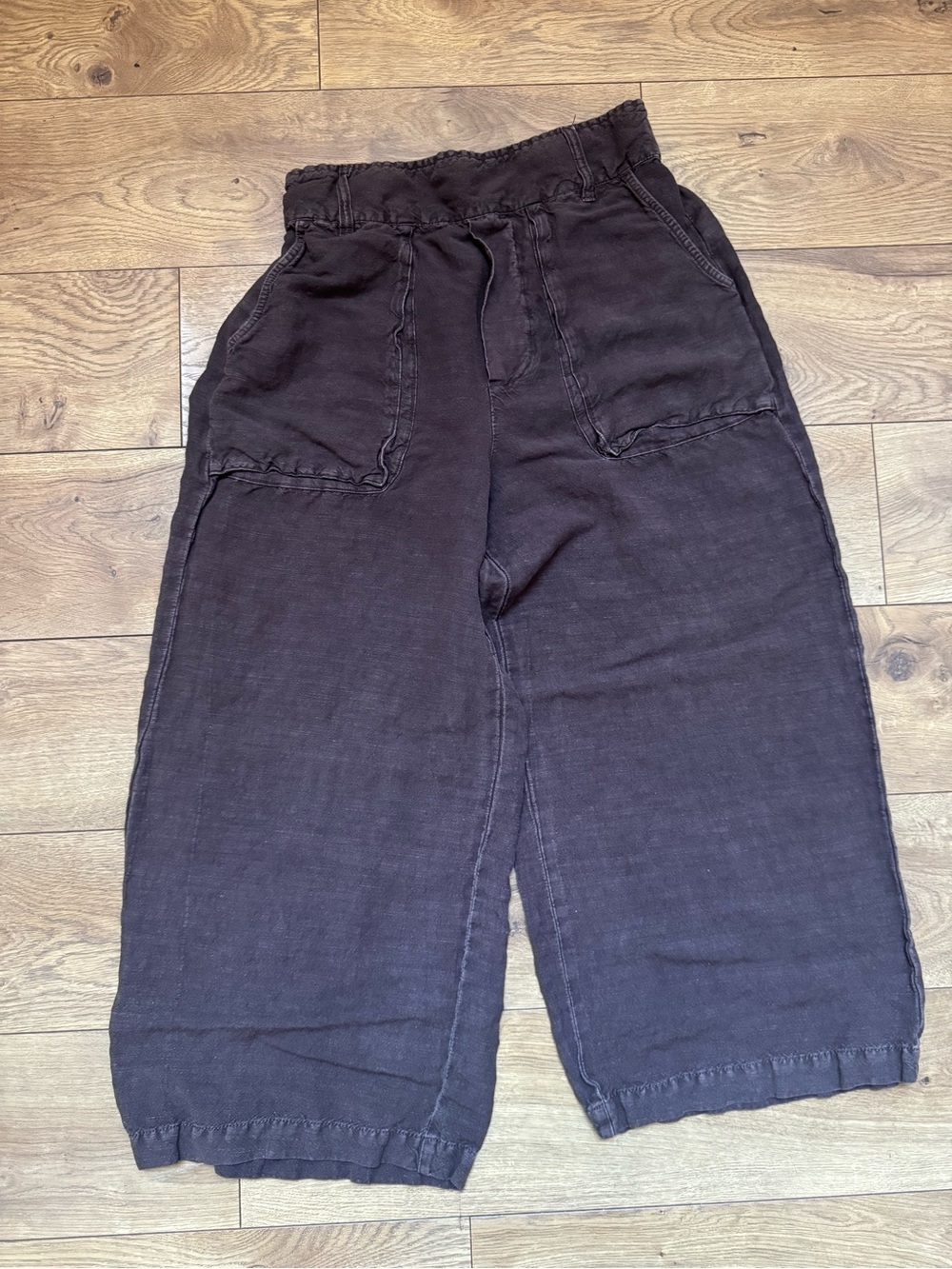 YBF Women’s Relaxed Capris Brown